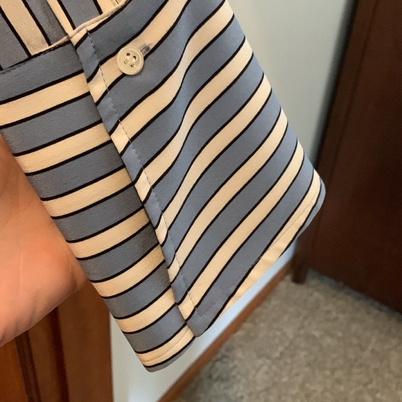 NWT Robert Rodriguez silk striped blouse with back detail and oversized cuff M - Picture 4 of 6